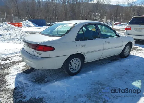 1997 Ford Escort Lx z USA, uszkodzony, nr VIN 1FALP13P6VW409525